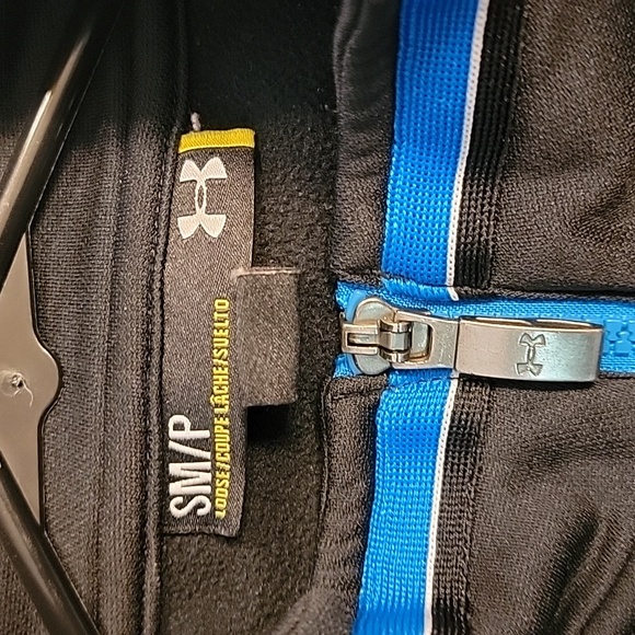 Under Armour long sleeve full zip - Picture 3 of 4